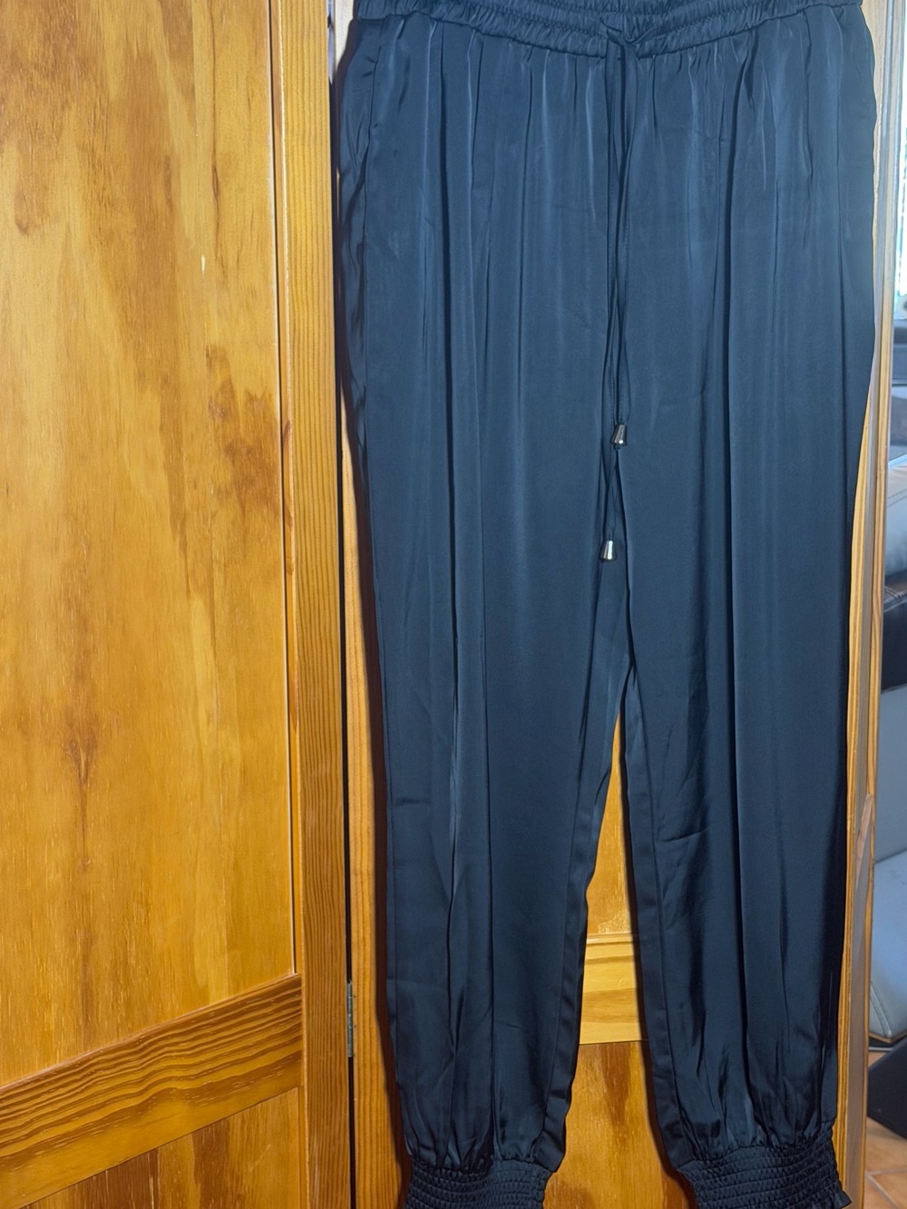 Women’s Black Elastic-Waist Satin Jogger Pants|Sz XL